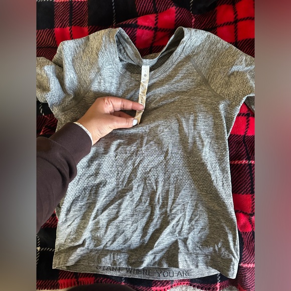 Grey Lululemon Swiftly Tech long sleeve 2.0 - Picture 1 of 6